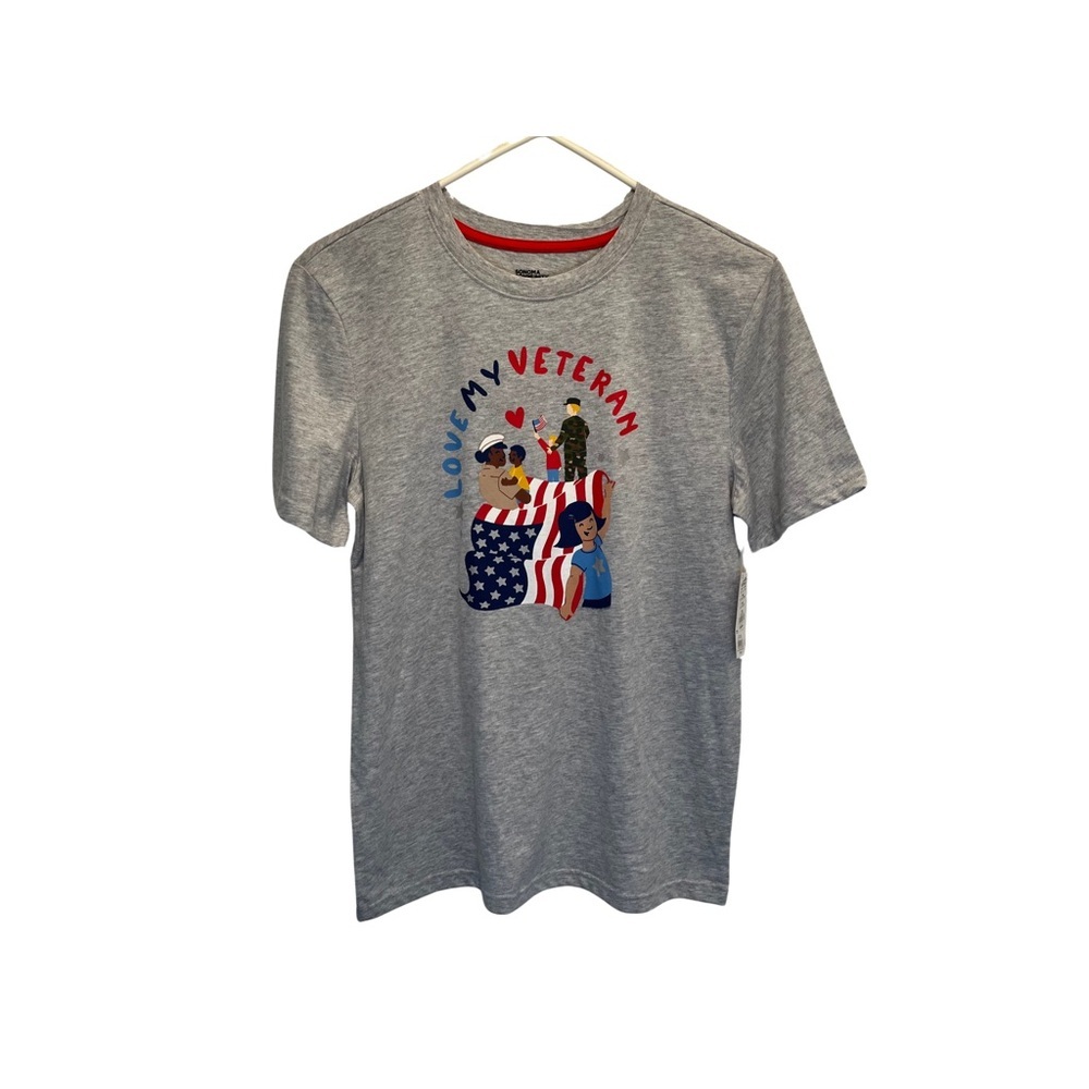 NWT Sonoma Community Love My Veteran USA Flag Boys T shirt Light Grey Size XL